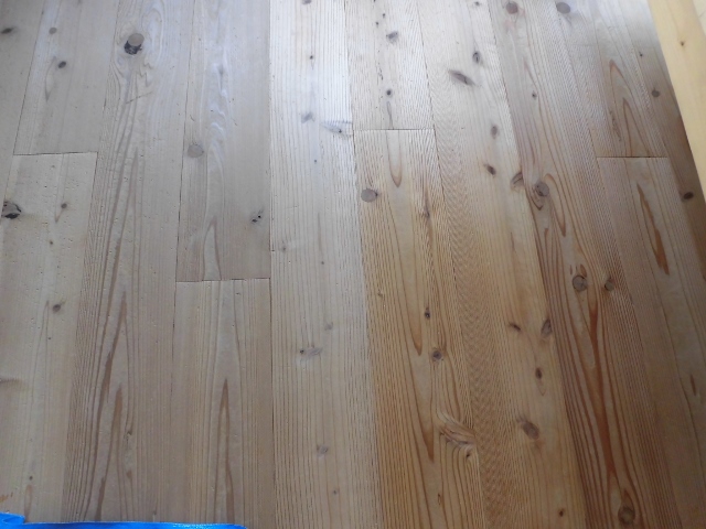 木床(無垢材)|汚れ除去から蜜ロウワックス掛け